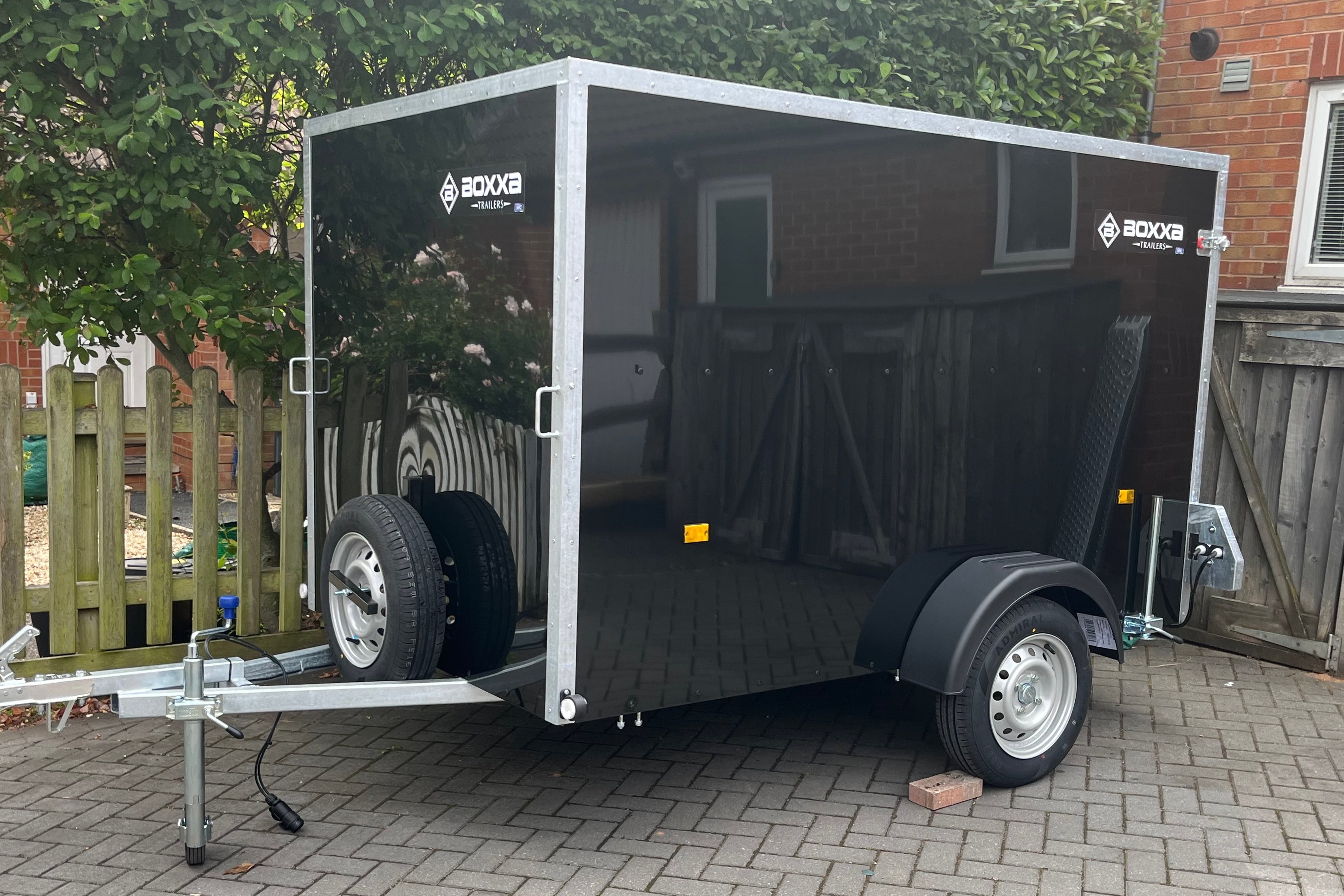 Box Trailer 9' x 5' x 5' Unbraked Single Axle
