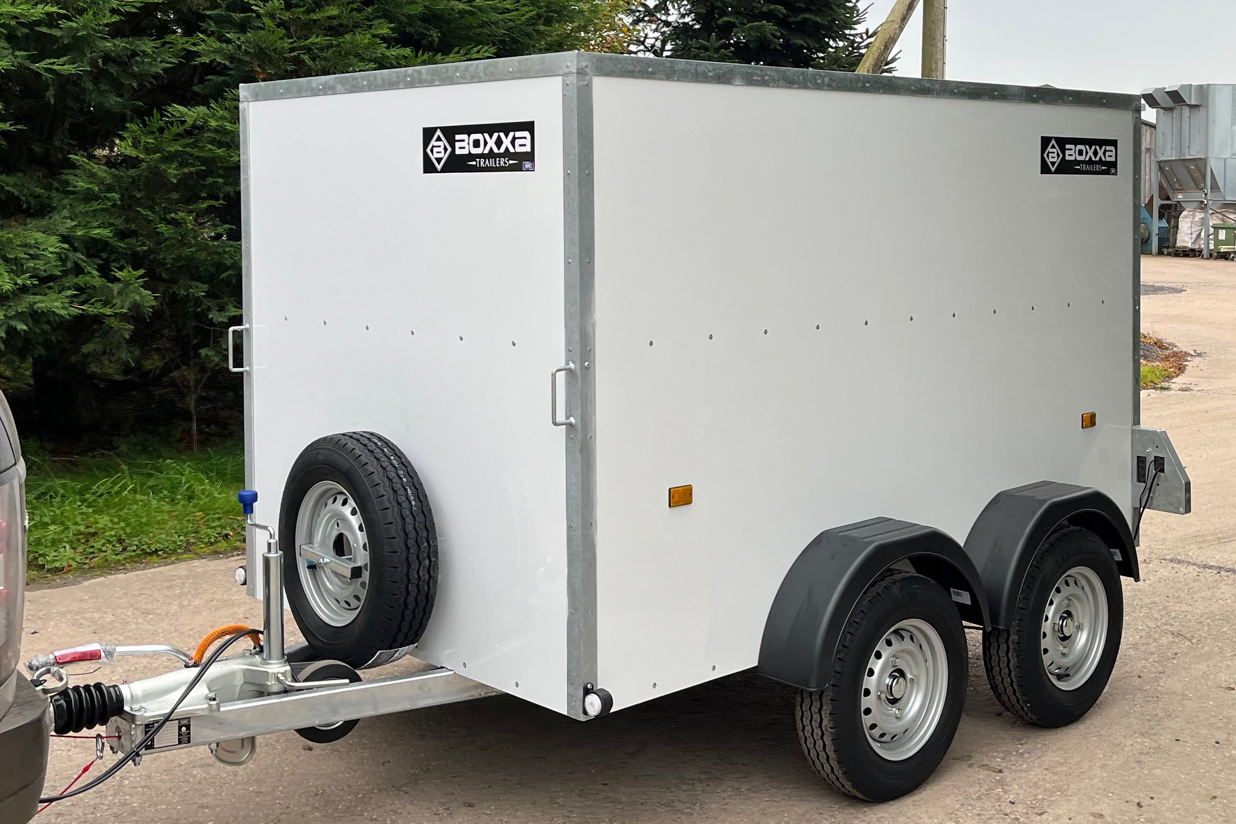 Box Trailer 8' x 5' x 5' Braked Twin Axle