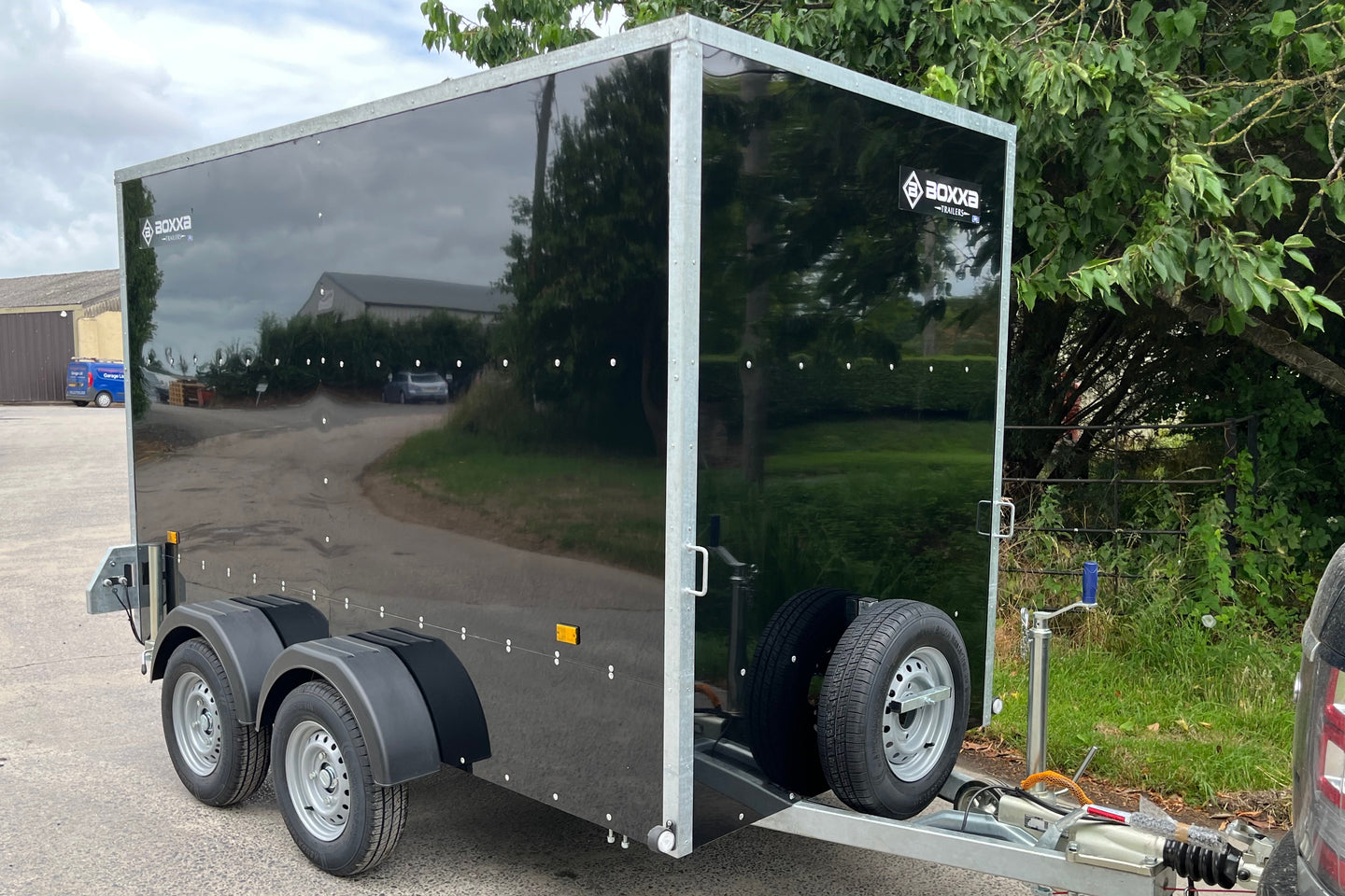 Box Trailer 12' x 5' x 5' Braked Twin Axle