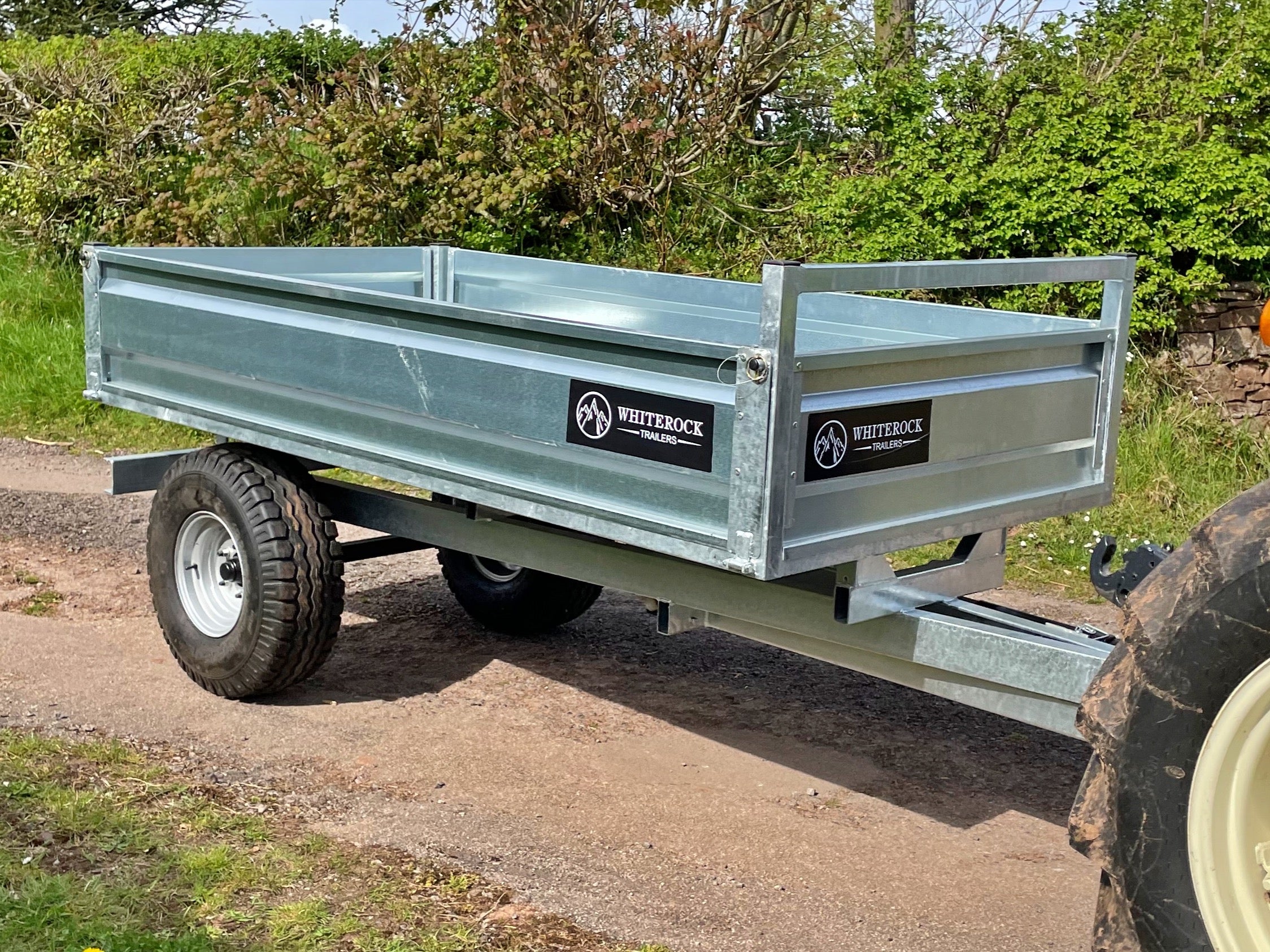 TT2000 - 2 Ton Tipping Tractor Trailer image 0