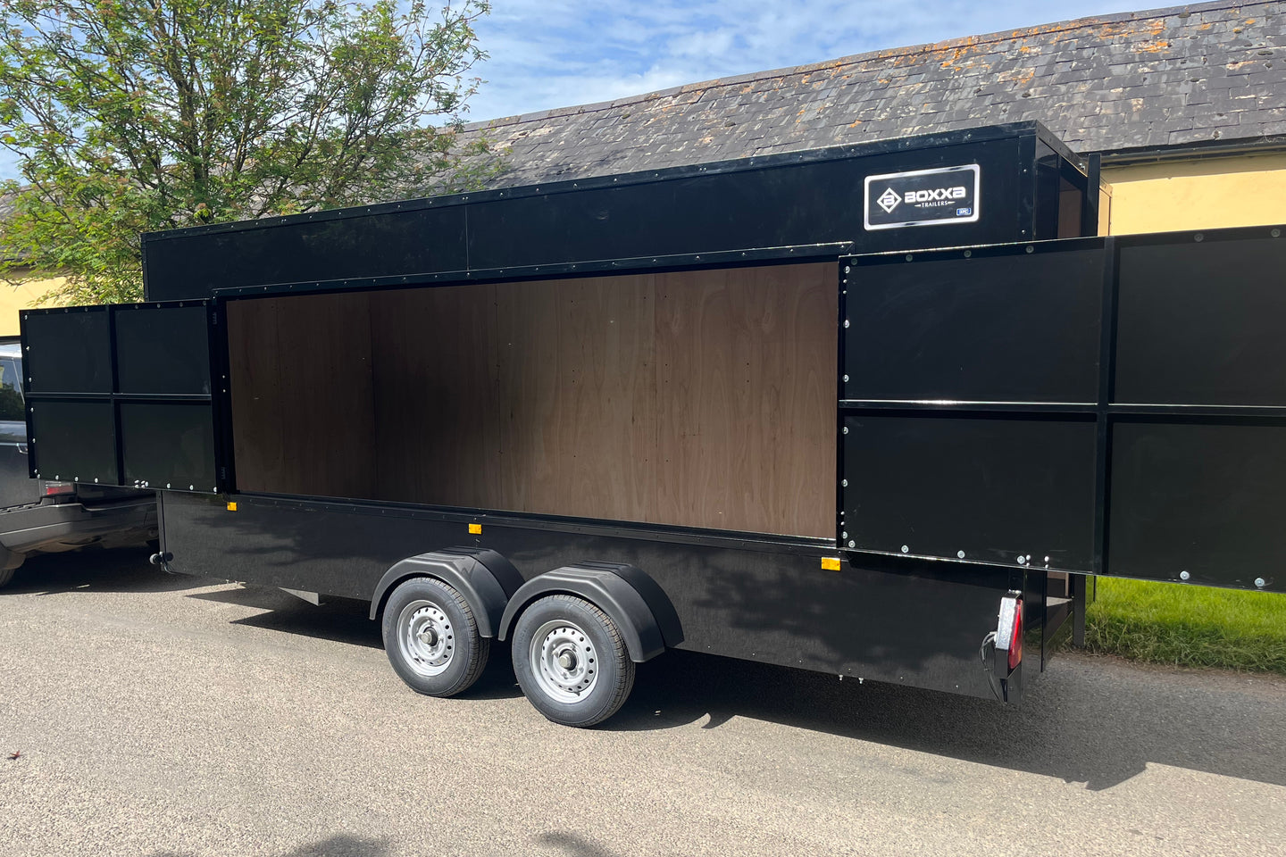 Exhibition Trailer EXC1666TB