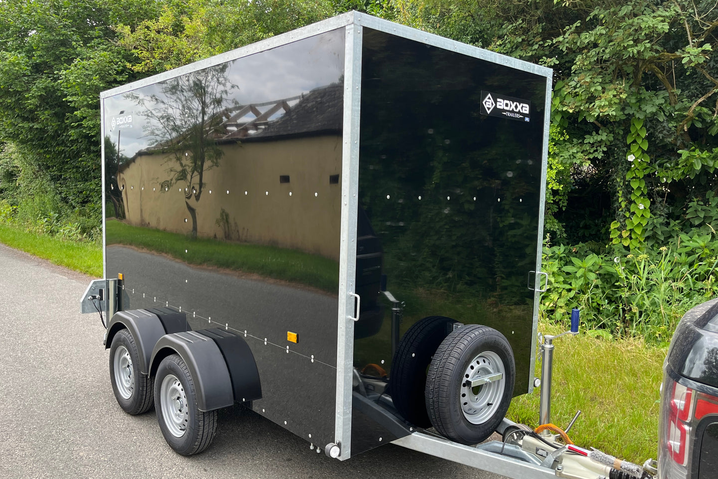 Box Trailer 12' x 5' x 5' Braked Twin Axle