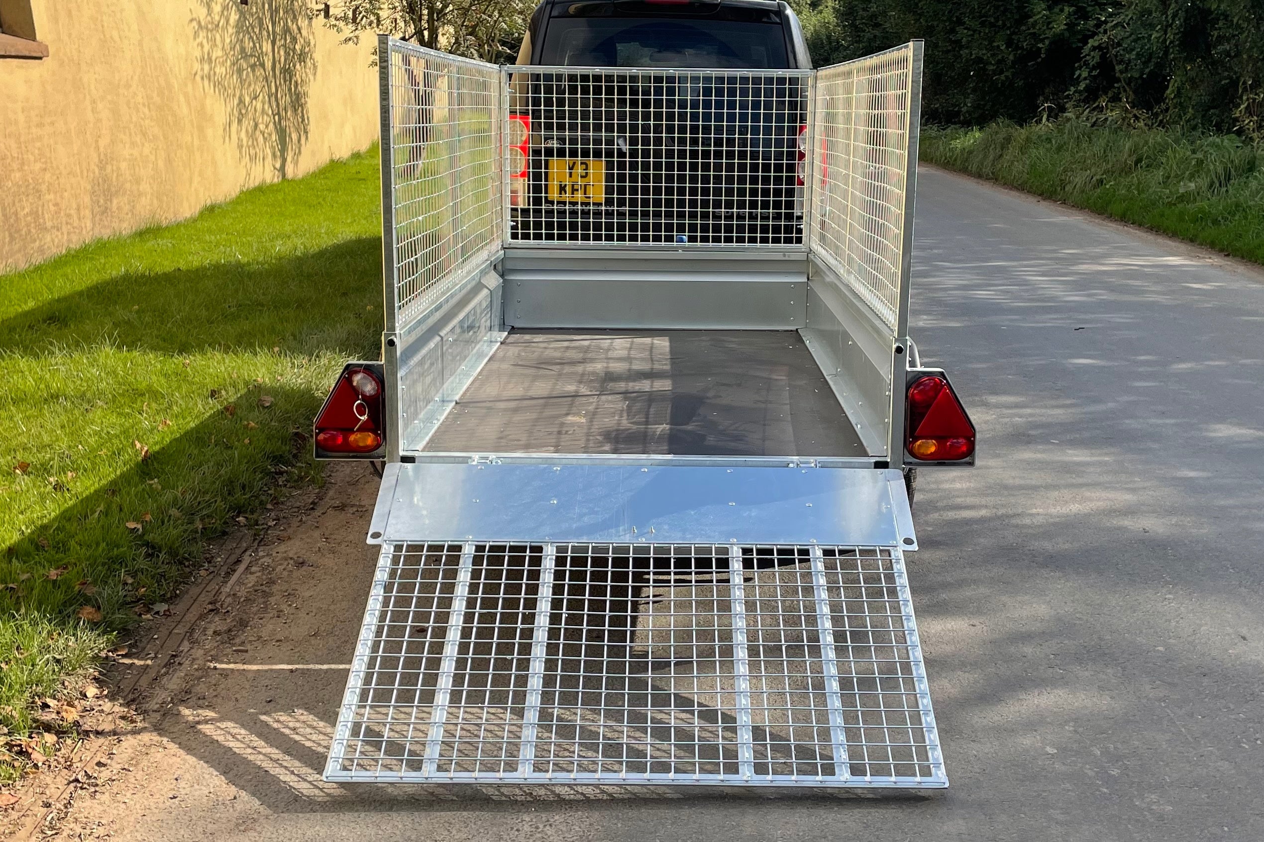 WhiteRock GT1500 / 84 Trailer image 3