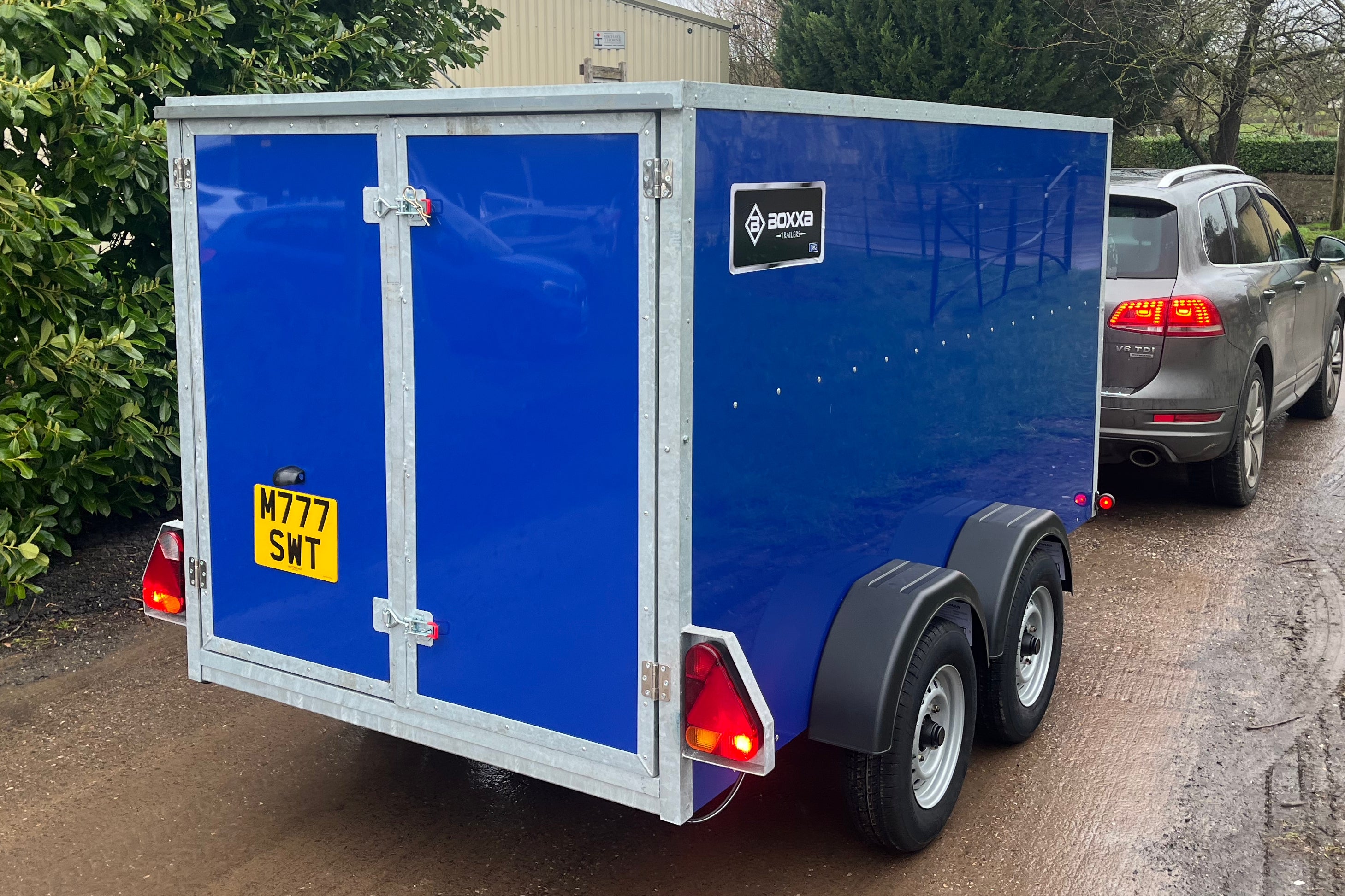 Box Trailer 10' x 5' x 6' Braked Twin Axle