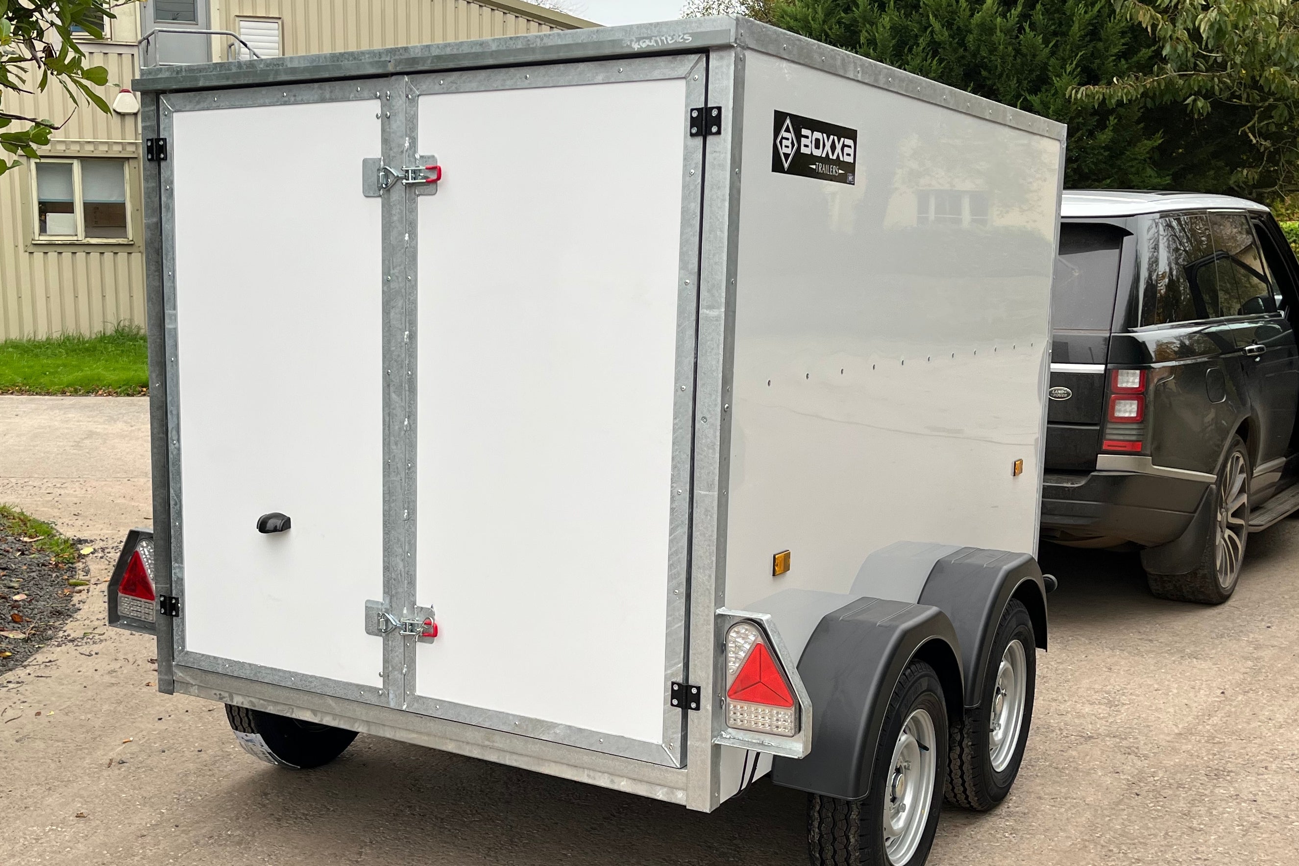 Box Trailer 8' x 5' x 5' Braked Twin Axle