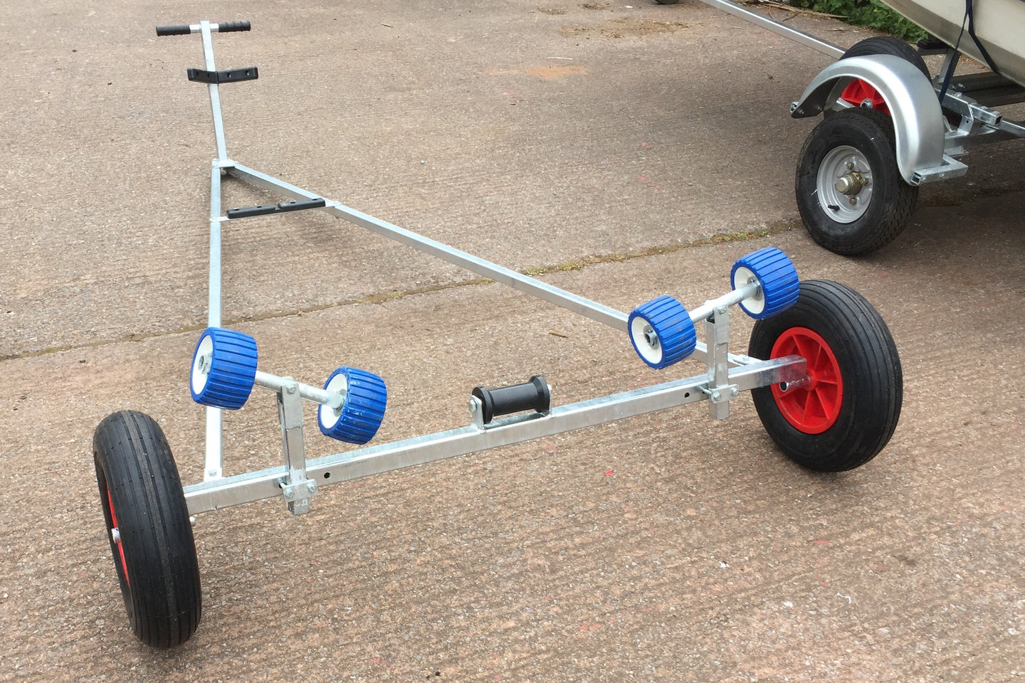 12' Boat / Dinghy Launching Trolley - Dismantling 'A' Frame image 10