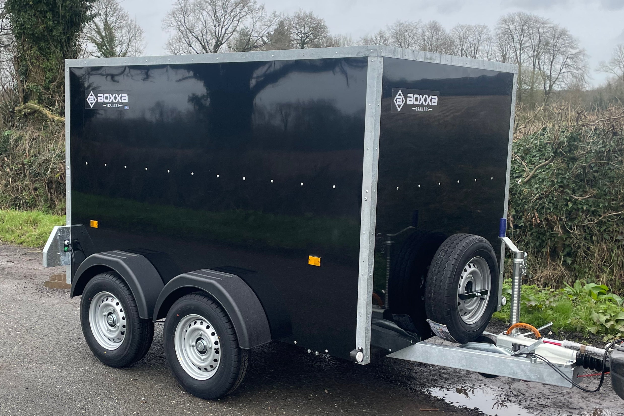 Box Trailer 9' x 5' x 5' Braked Twin Axle