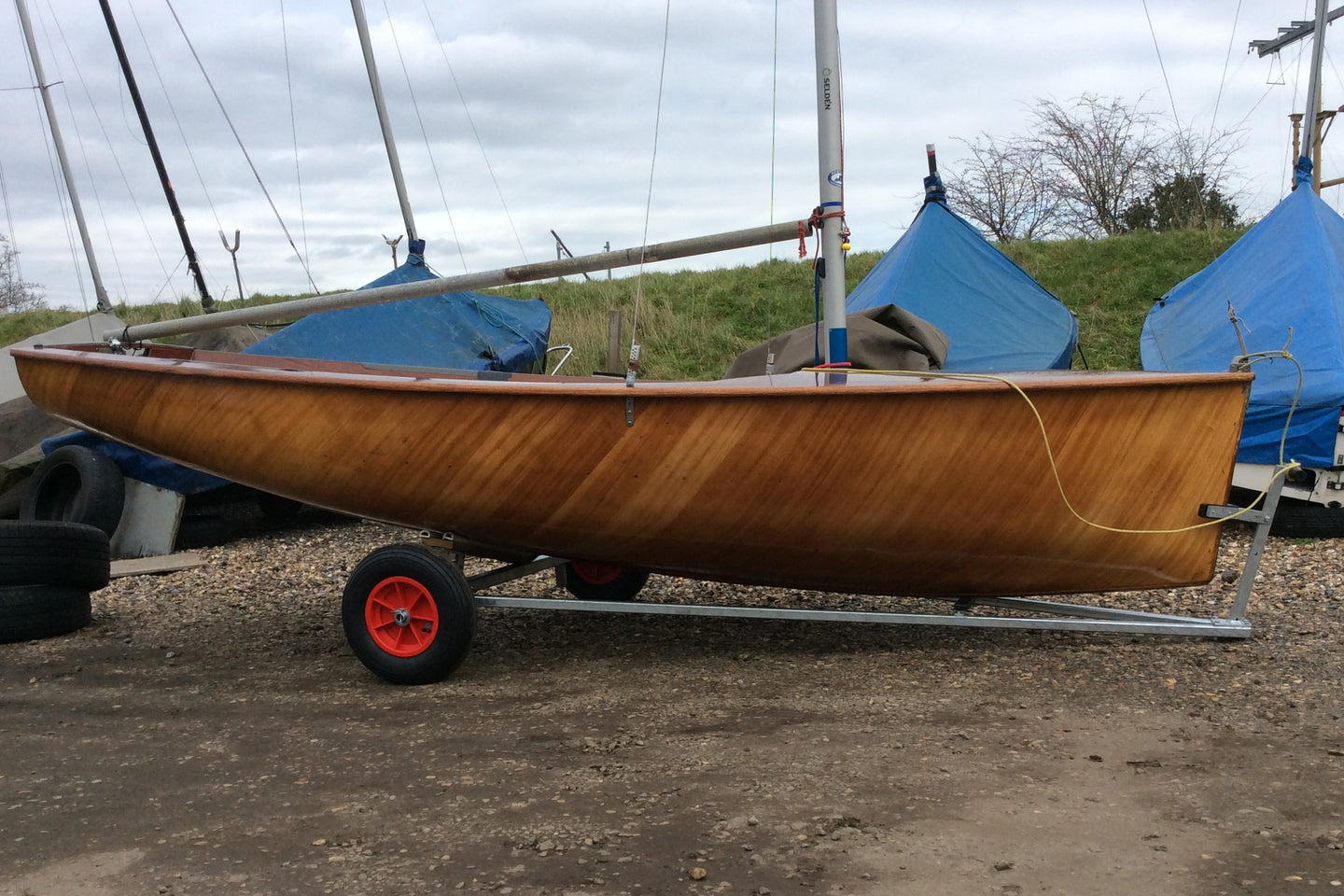12' Boat / Dinghy Launching Trolley - Dismantling 'A' Frame image 14