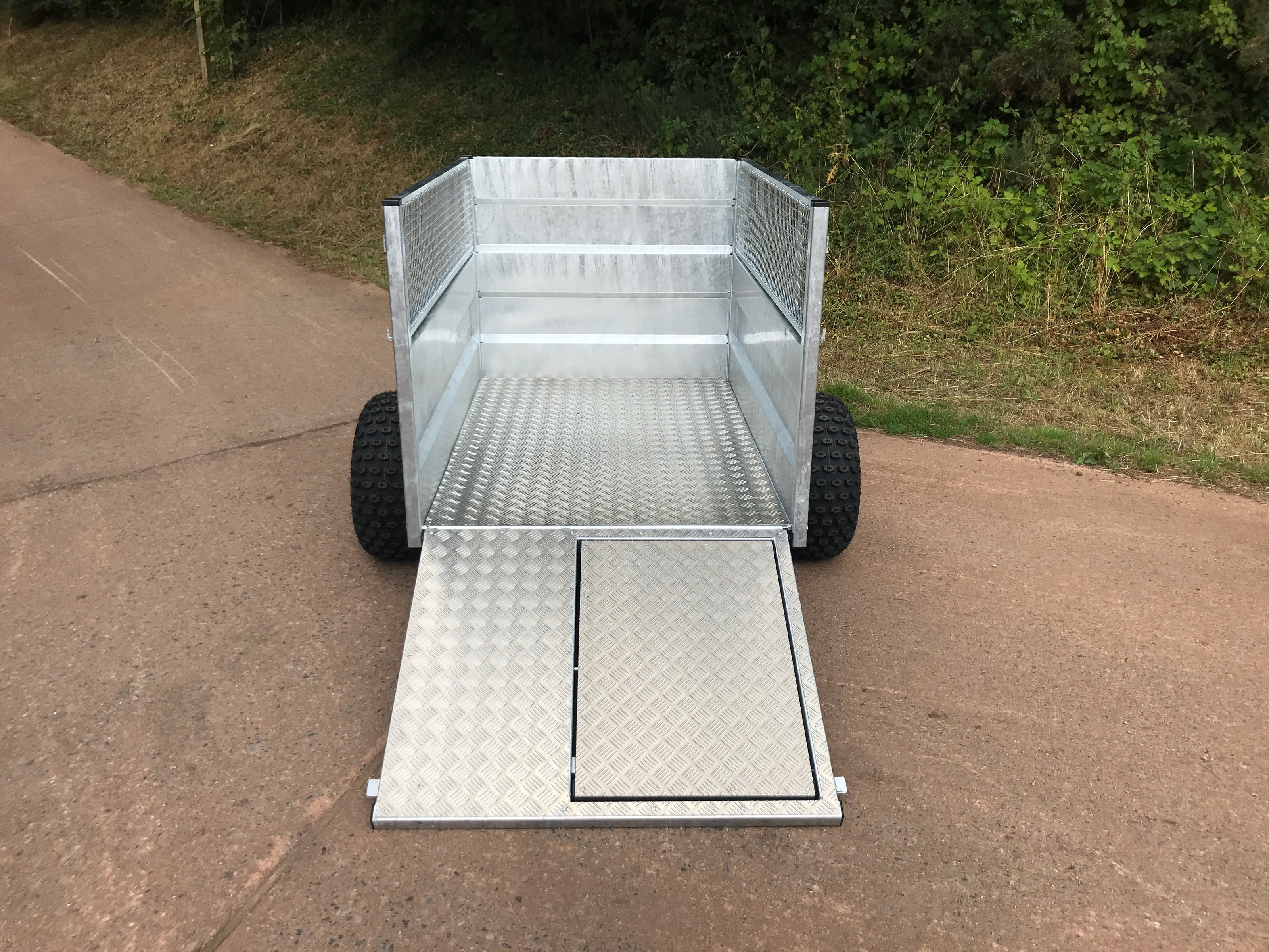 Drop Side Sheep Trailer - 2000mm image 1