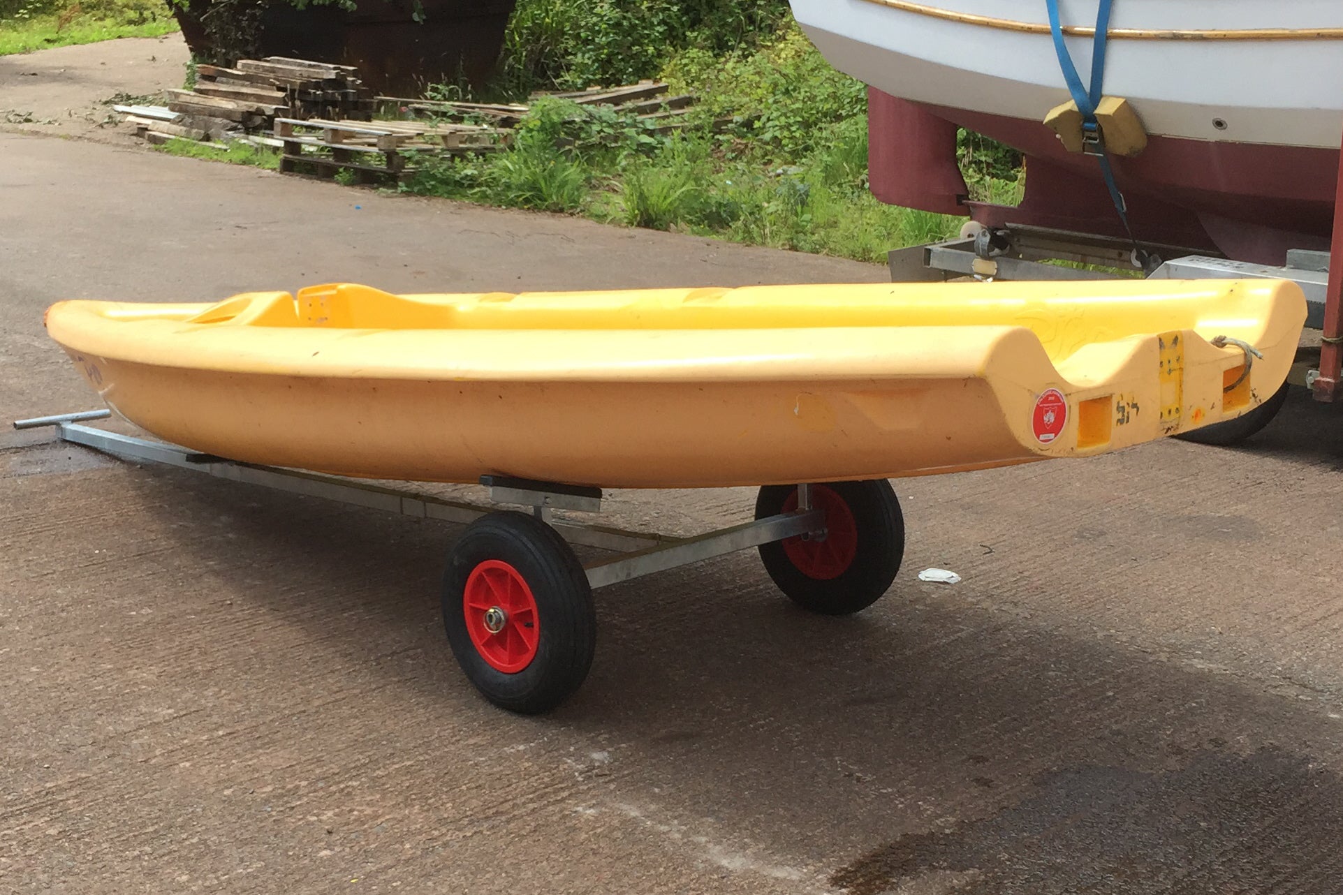 'T' Frame Dinghy Launching Trolley image 7